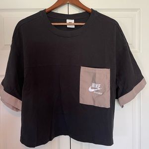Nike T-shirt